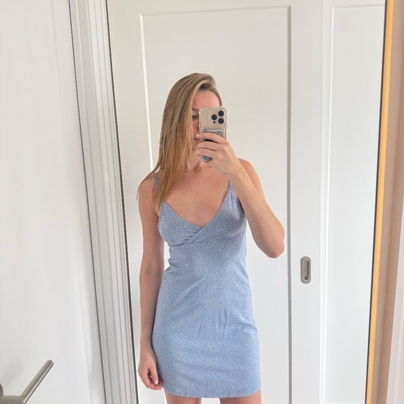 Brandy Melville John Galt Blue Amara Mini Dress - Picture 10 of 11